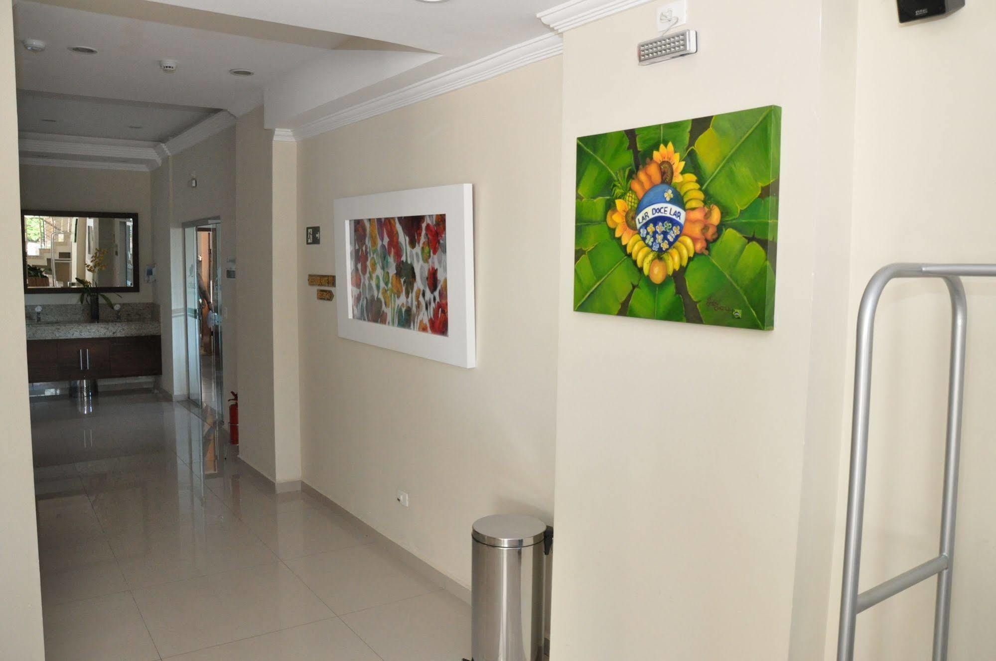 Lotus Hotel - A 6 Km Do Santuario De Aparecida-Sp Guaratinguetá Dış mekan fotoğraf
